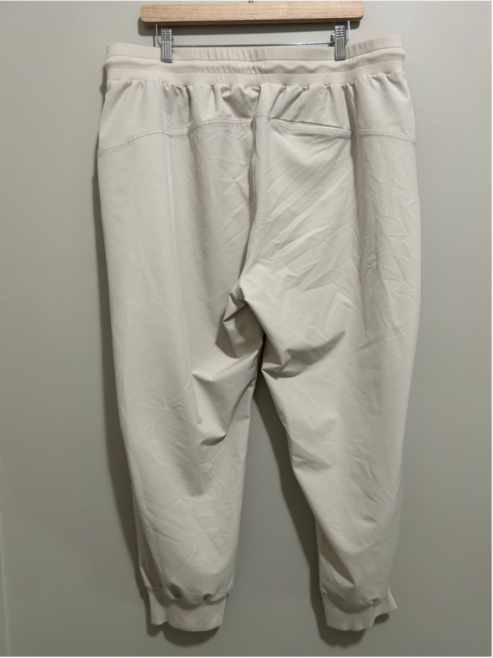 Old Navy StretchTech Joggers Beige XL - Picture 2 of 5